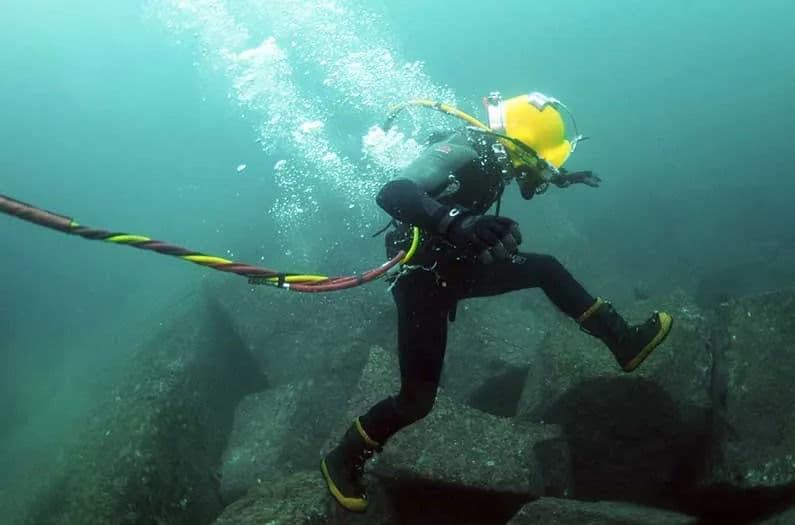 Underwater construction - 1