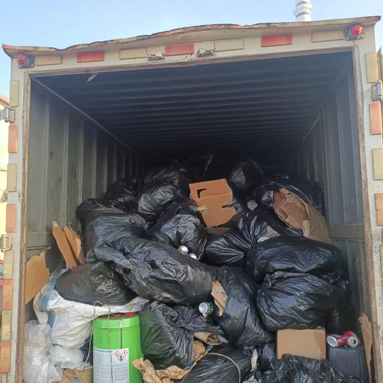 China Port Ship Garbage Disposal thumbnail 3