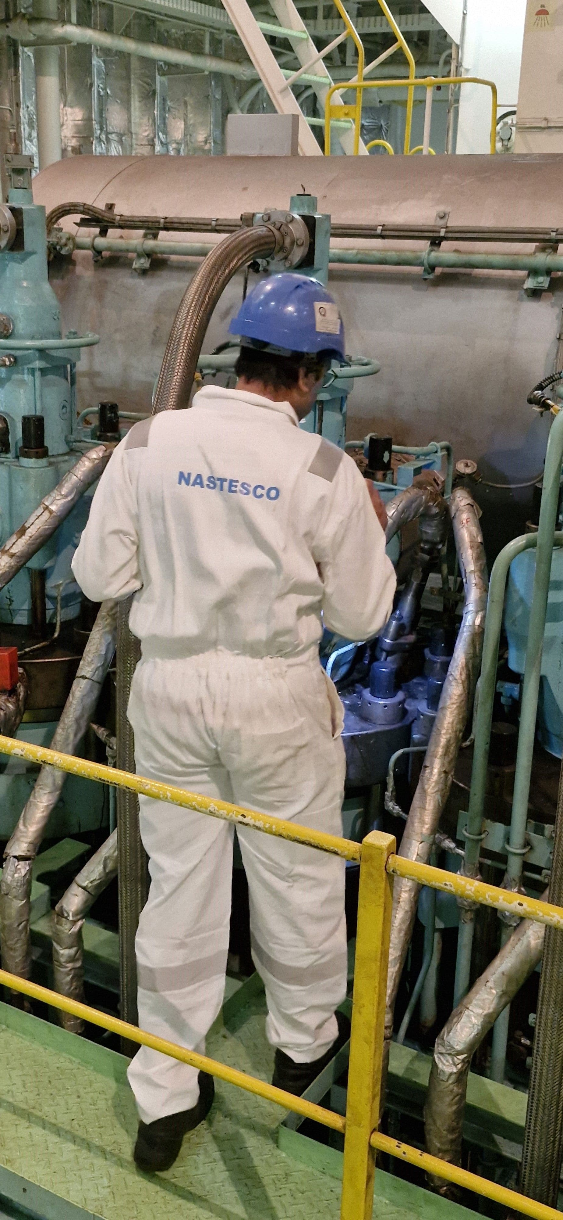 Marine Engine Overhaling Services thumbnail 3